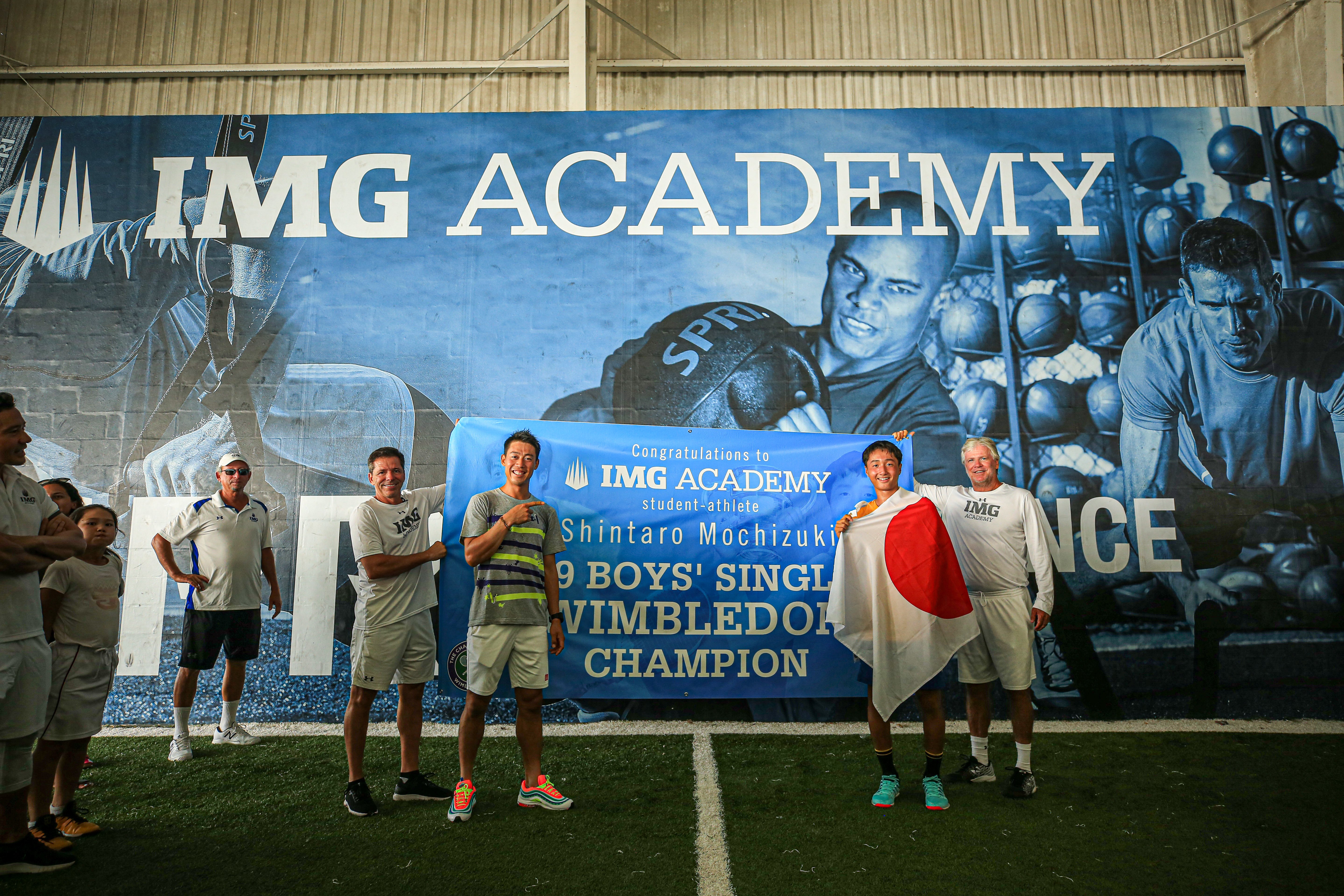 img academy student-athlete shintaro mochizuki and kei nishikori