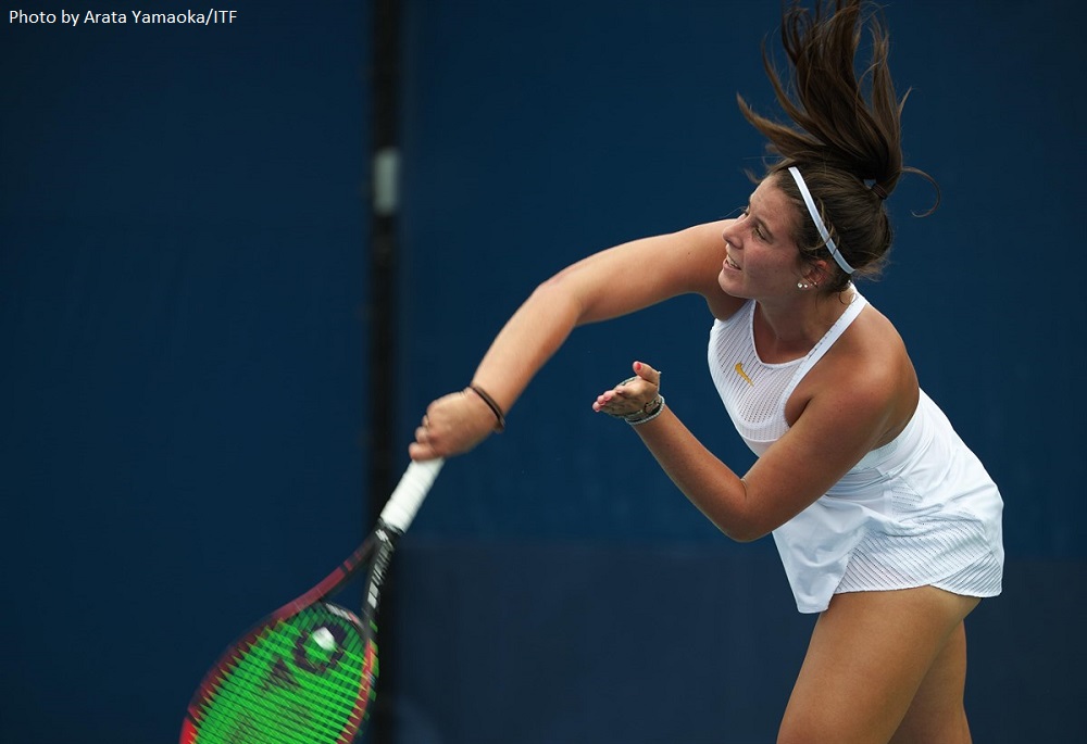 Emma Navarro hits a tennis shot | IMG Academy