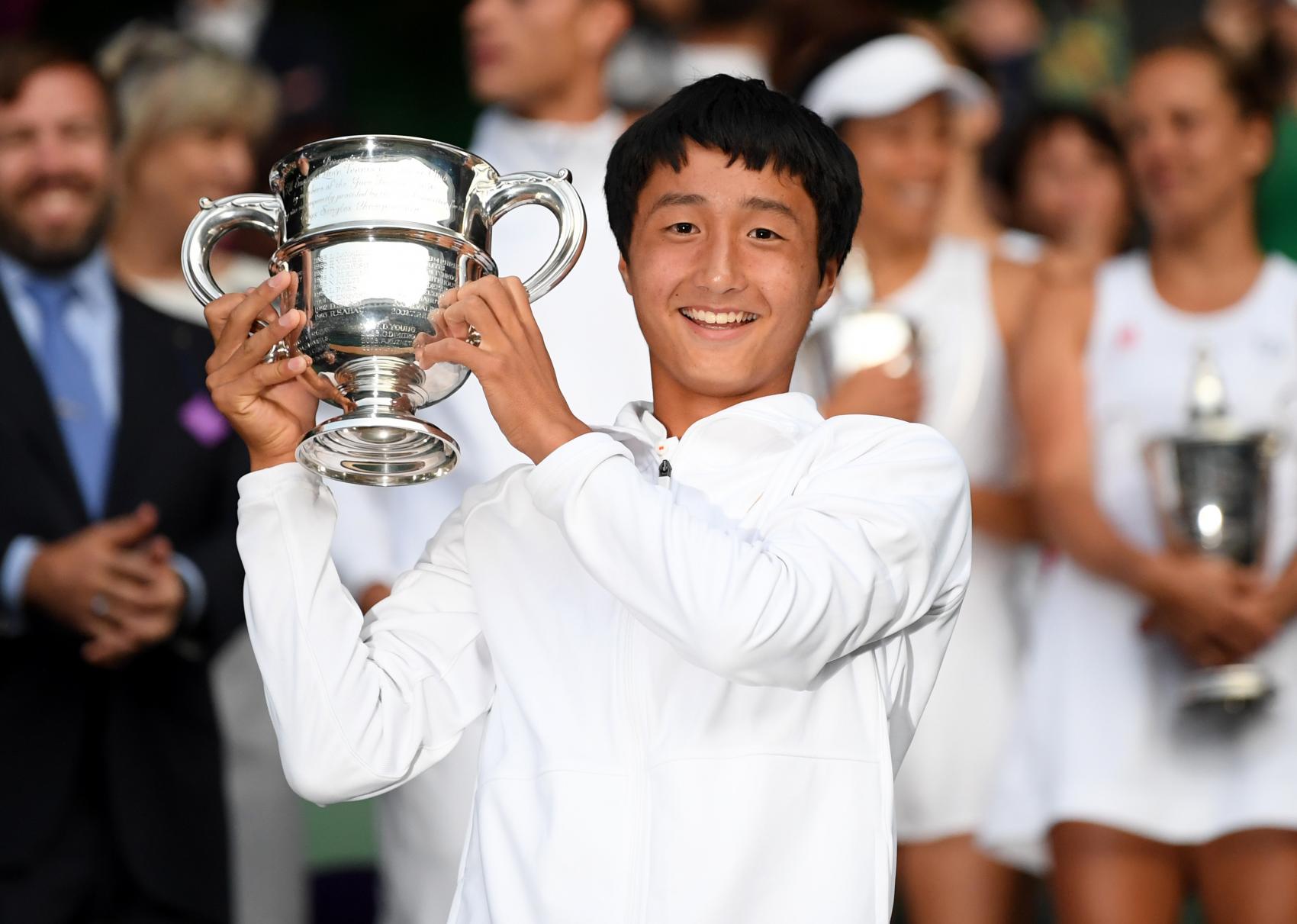 Shintaro Mochizuki of IMG Academy wins 2019 Wimbledon Boys Singles Title IMG Academy