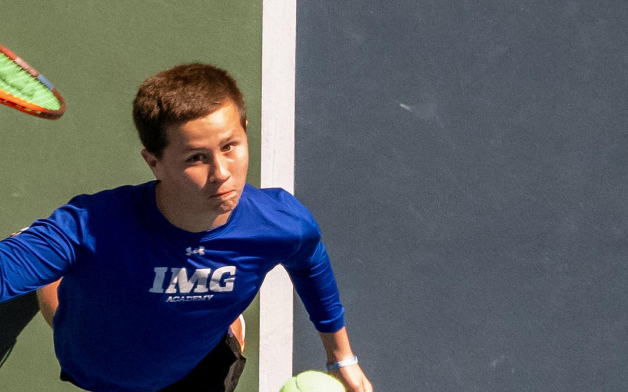 Athlete playing tennis
